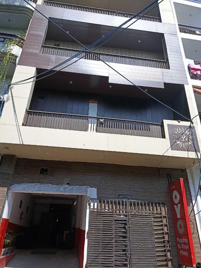 Hotel O Kl Khari Near Ashoka Park Mein Metro New Delhi Bagian luar foto
